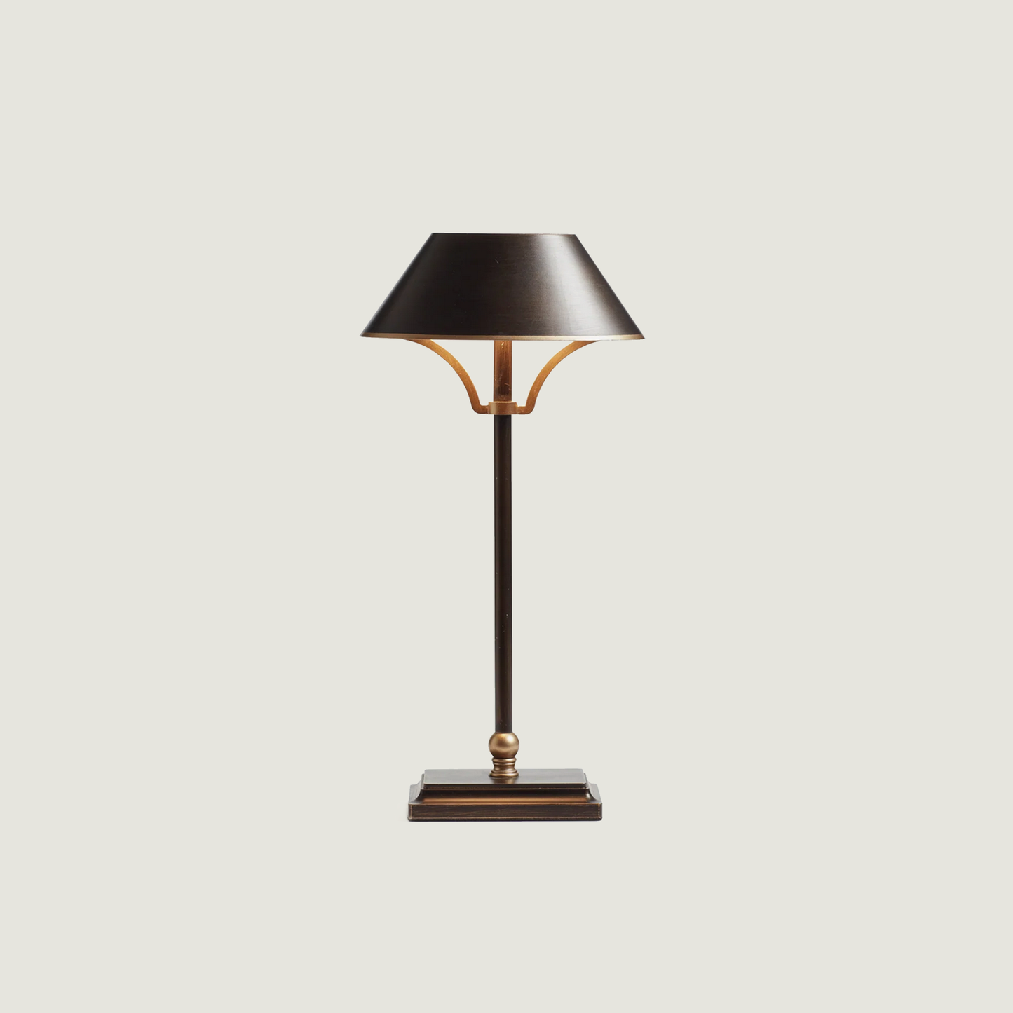 Lampa James